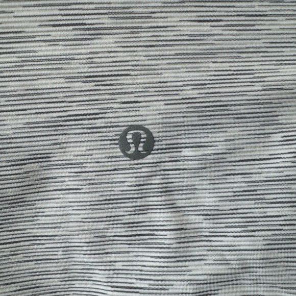 LULULEMON Wunder Under Crop High Rise Roll Down Scallop Luxtreme 23” Leggings - Picture 11 of 12